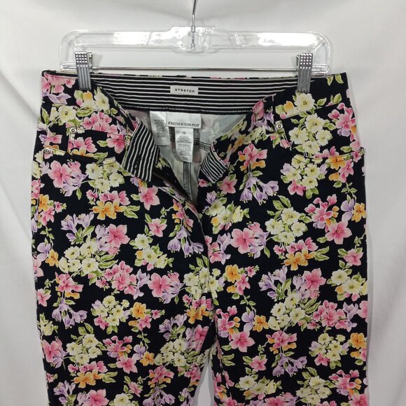 *SOLD* Jones New York Womens Ankle Pants Size 12 Cotton Stretch Black Floral - Picture 4 of 6